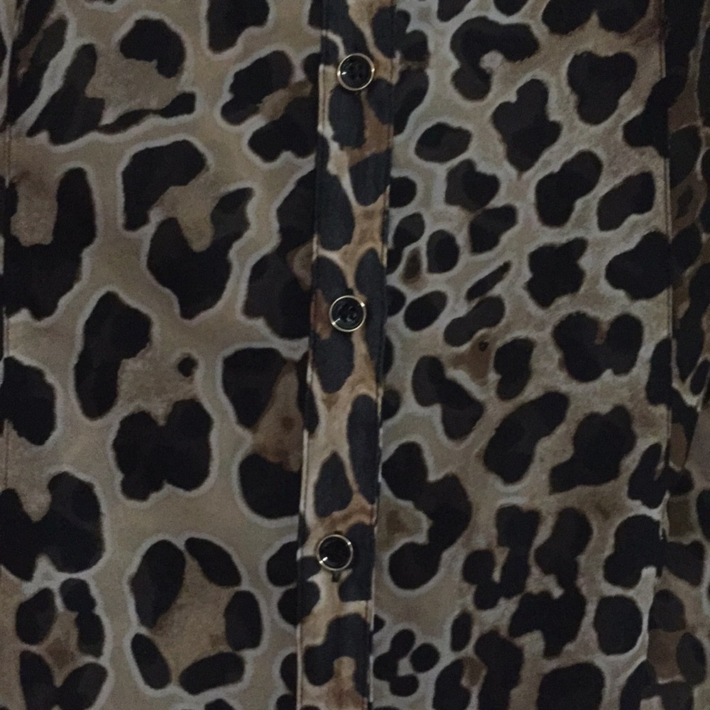 Cache leopard print button down - Picture 3 of 7